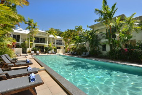 Beach Villa - 4 Plantation House - Kawana Tourism 2