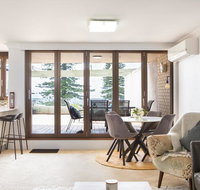 Beachfront Manly Apartment With Parking and Balcony - Kawana Tourism