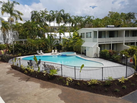 Beachfront Terraces Exclusive Onsite Reception And Management - Kawana Tourism 0
