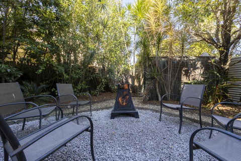 Beachhouse Bed And Breakfast - Kawana Tourism 2