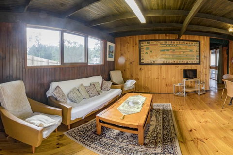 Beachouse - Kawana Tourism 0