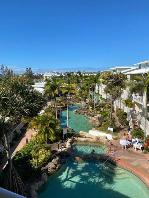 Resort Queen Studio At Alex Beach Resort - Kawana Tourism 2