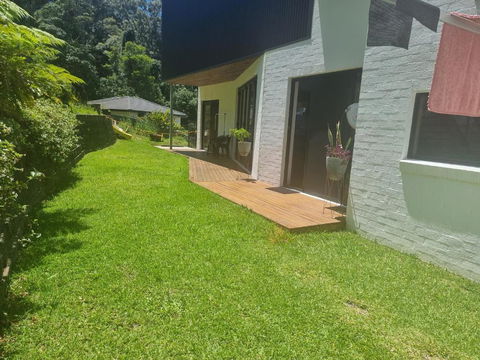 RESIDENTIAL 4 BEDROOM House - Kawana Tourism 2