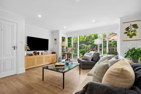 Reed Cottage - Kawana Tourism 2