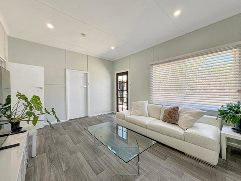 Relax At Gossan - Kawana Tourism 3