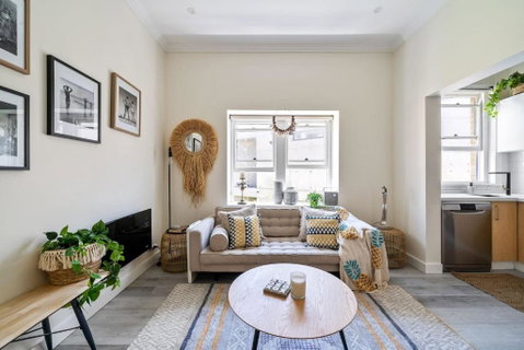 Relaxed Coogee Coastal Living With Ocean Views - Kawana Tourism 1