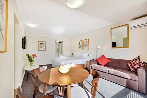 Renovated Stylish Studio - Kawana Tourism 1