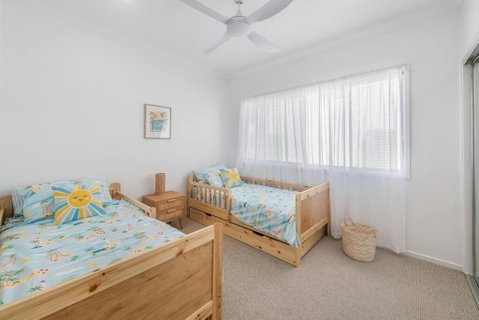 Retreat In The Heart Of Alex - 3BR Sleeps 11, Pool - Kawana Tourism 3