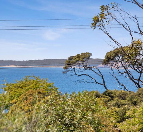 RIPVIEW In Old Lonnie - Kawana Tourism 1