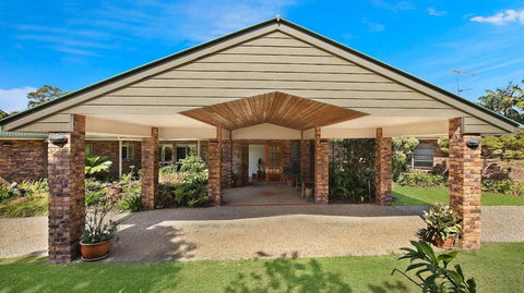 River Gum Luxury Bed And Breakfast - Kawana Tourism 2