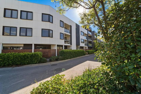 River Torrens Retreat - 2BR, Parking, Wi-Fi - Kawana Tourism 3
