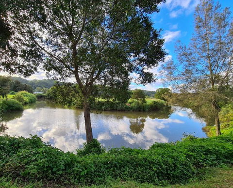 Riverbend Cottage Cabin - Little Heaven - Kawana Tourism 1