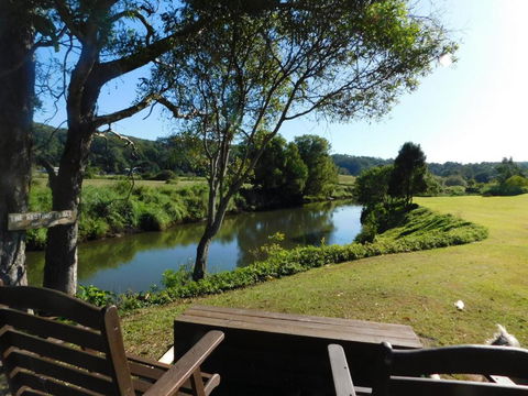 Riverbend Cottage Cabin - Little Heaven - Kawana Tourism 0
