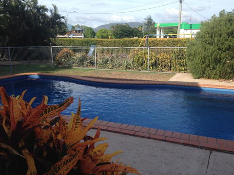 Riverside Tourist Park - Kawana Tourism 1