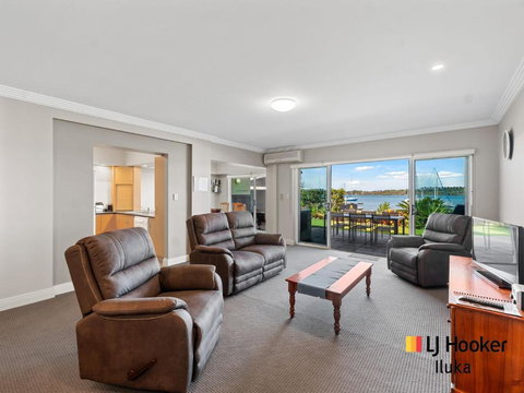 Riverview Apartments 1 3 Building 1 Unit 3 - Kawana Tourism 1