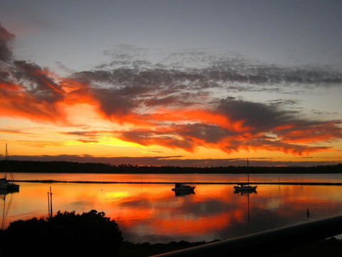 Riverview Apartments 2 6 Building 2 Unit 6 - Kawana Tourism 0