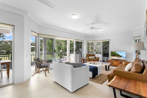 Riviera Noosa Resort - Kawana Tourism 0