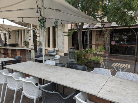 Rob Roy Room 1 - Kawana Tourism 1