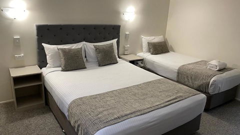 Rocky Gardens Motor Inn Rockhampton - Kawana Tourism 2