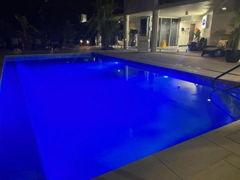 ROOFTOP APARTMENT AT MARINA TERRACES - Kawana Tourism 1