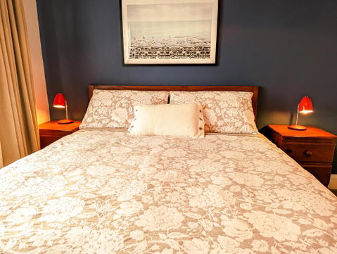 Room @ 88 - Kawana Tourism 1