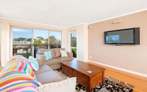 Rose - Kawana Tourism 1