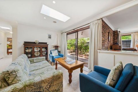 Rosella Retreat - Kawana Tourism 3