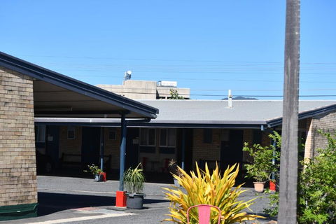 Royal Residences Rockhampton - Kawana Tourism 3
