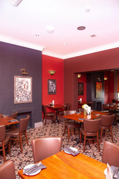 Royal Hotel Singleton - Kawana Tourism 3