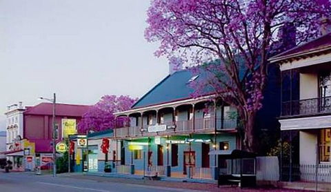 Royal Hotel Singleton - Kawana Tourism 0