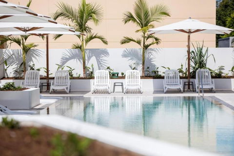Ruby Apartments - Self Contained, Privately Managed Apartments - Kawana Tourism 3