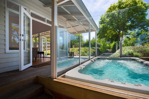 Sades - Kawana Tourism 1