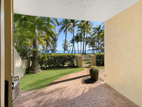 Sails On Horseshoe Apartment 6 - Kawana Tourism 0