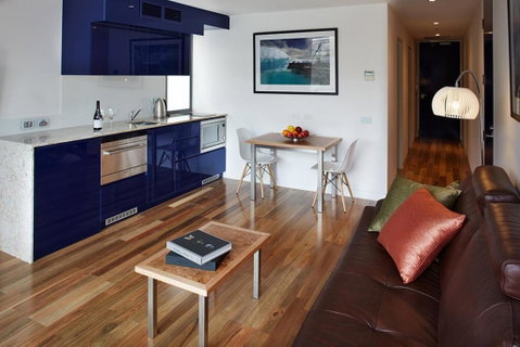 Salamanca Wharf Hotel - Kawana Tourism 1