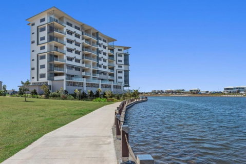 Salt At Oceanside - Kawana Tourism 0