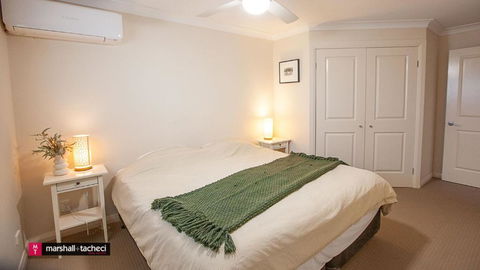 Salt Water Villa Bermagui Four Bedroom Central Location With Wifi - Kawana Tourism 2