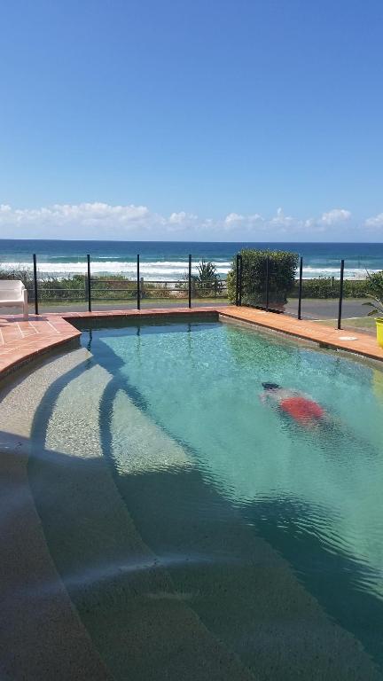 Saltwater Apartments - Kawana Tourism 0