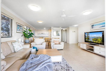 Salty Kisses @ Riverdance - 3 Bedroom Apartment with Kawana Tourism