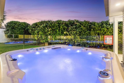 Salty Pause At Bondi House - With Spa And Pet Friendly! - Kawana Tourism 0