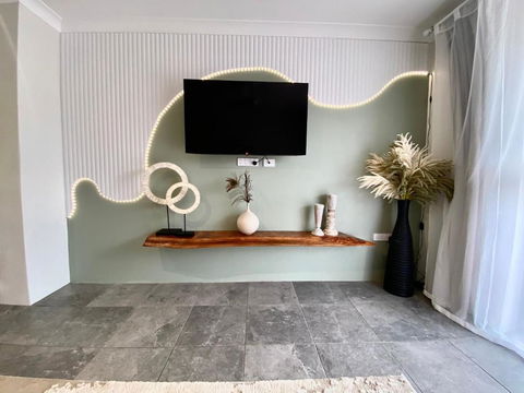 San Antone Luxury In The CBD - Kawana Tourism 2