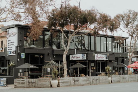 San Remo Hotel Motel - Kawana Tourism 0