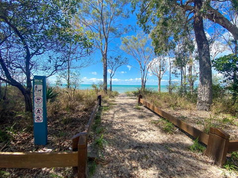 Sand N Sea - Burrum Heads- Beachfront- 4BR- Aircon -Pets Welcome - Kawana Tourism 2