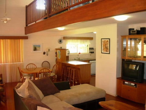 Sand Piper Cottage Rainbow Beach - Kawana Tourism 2