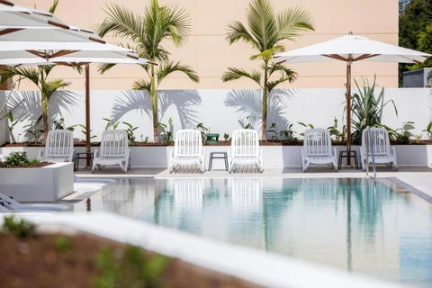 Ruby Building - Self Contained, Privately Managed Apartments - Kawana Tourism 2