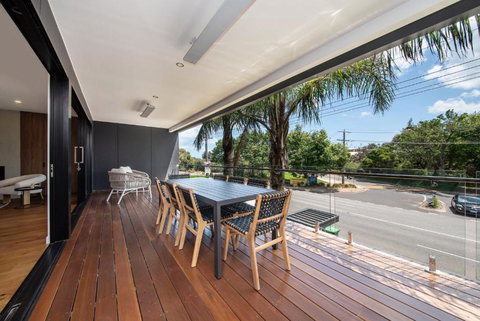 Sandringham Sunshine Escape - Kawana Tourism 1