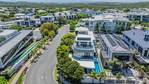 Sandcastles - Kawana Tourism 0