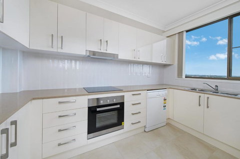 Sandpiper 9 25 Waugh Street - Kawana Tourism 3
