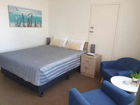 Sandpiper Motel Ulladulla - Kawana Tourism 2
