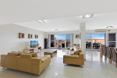 Sandy Cove Apartment The Entrance 48a - Kawana Tourism 1