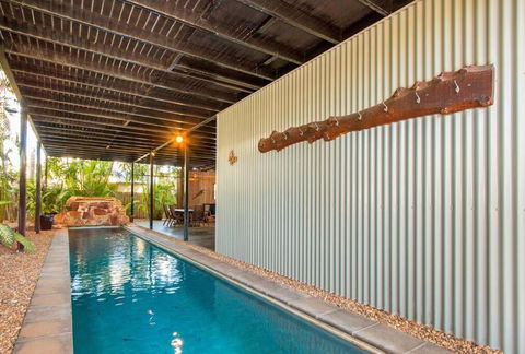 Sunset Oasis - Kawana Tourism 3